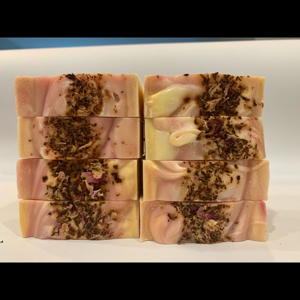 Handmaid Rose Petal Decorate Soap